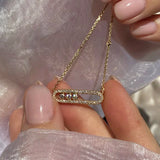 Melissa - Stylish Collar