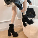 Amália - Urban style boots with personality and confidence