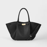Melanie - Cuero Tote Bag