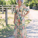 Audrey | Vestido midi de manga corta con cintura ajustada