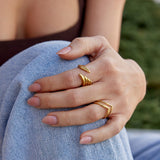 Anillo de Oro con Ala de Ángel
