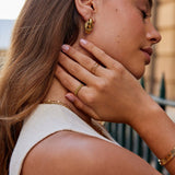 Anillo de cuentas de oro Leona